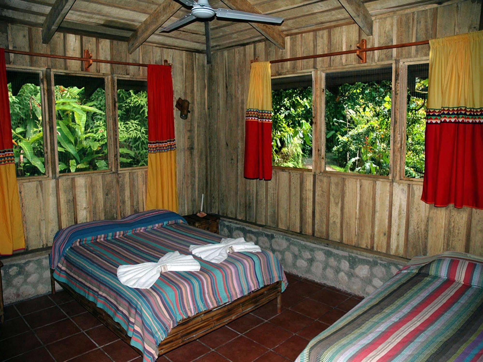 Esquinas Rainforest Lodge 골피토 외부 사진